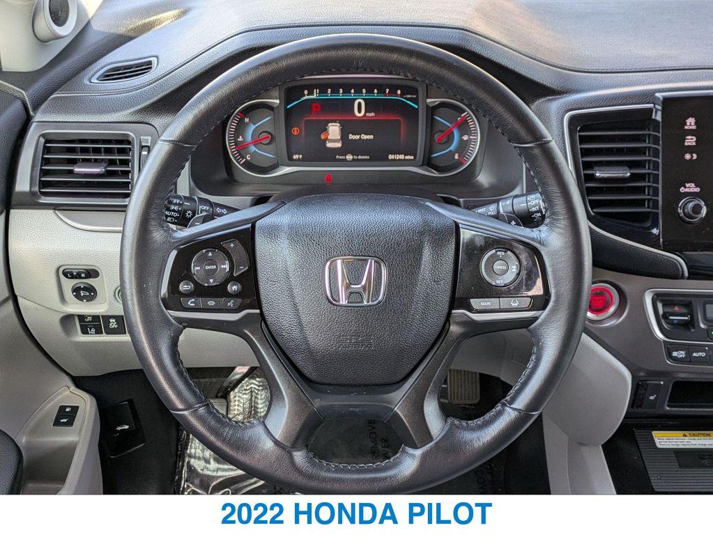 used 2022 Honda Pilot car, priced at $31,237
