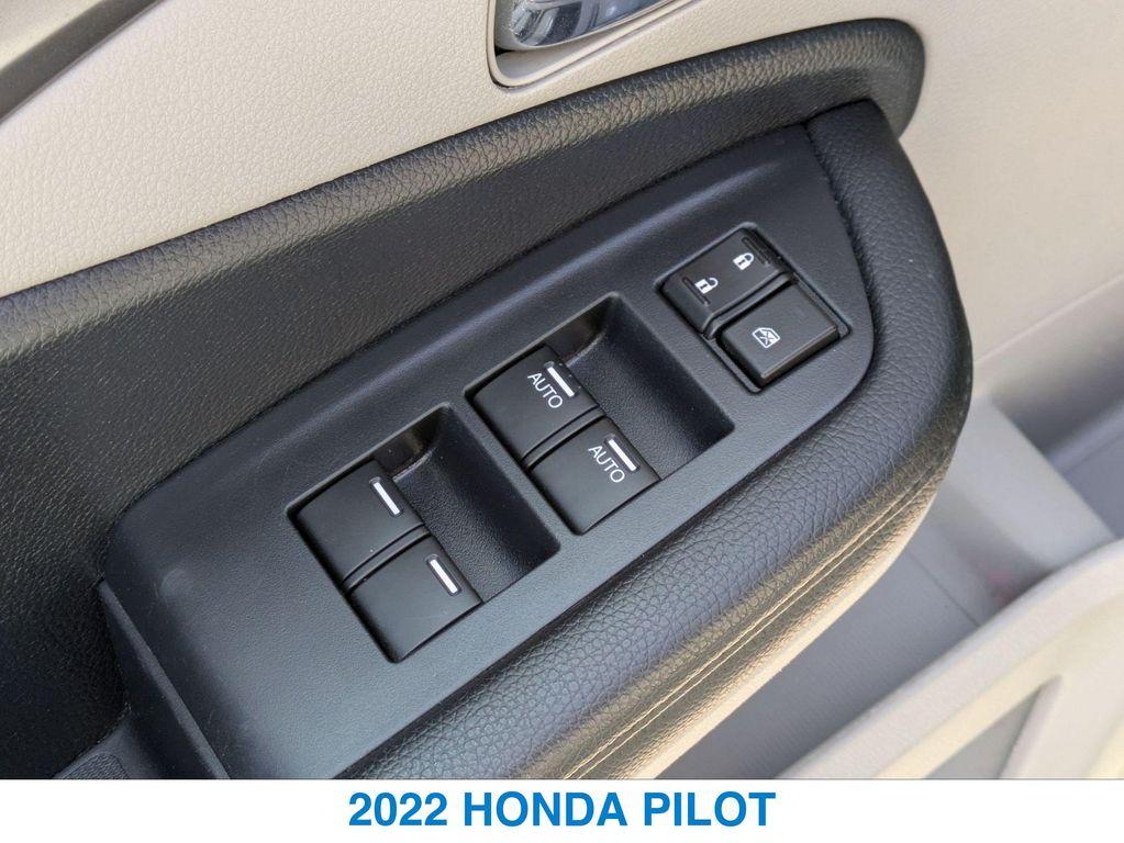used 2022 Honda Pilot car, priced at $31,237