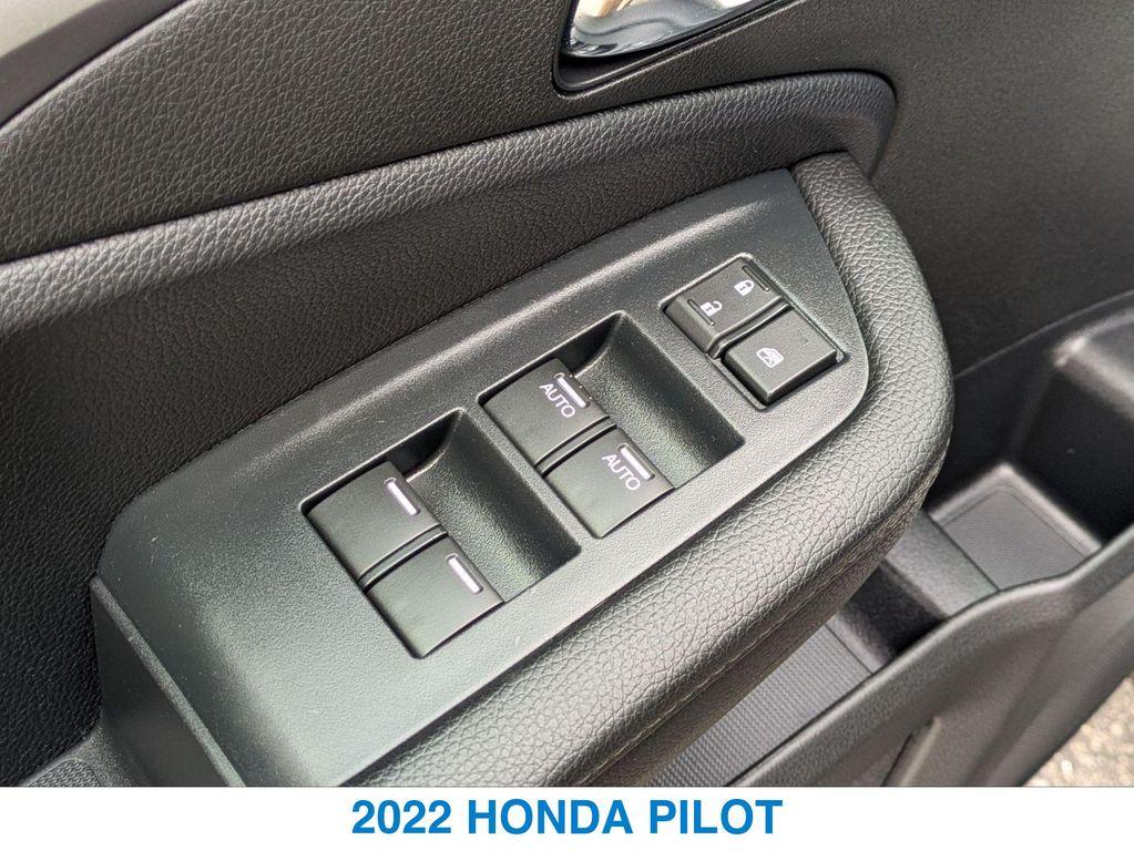 used 2022 Honda Pilot car, priced at $29,208