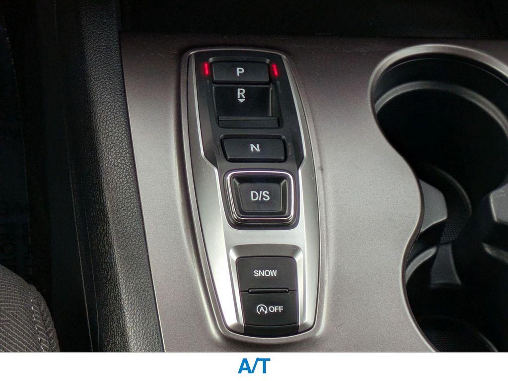 used 2022 Honda Pilot car, priced at $29,208