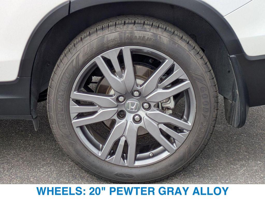 used 2022 Honda Pilot car, priced at $29,208