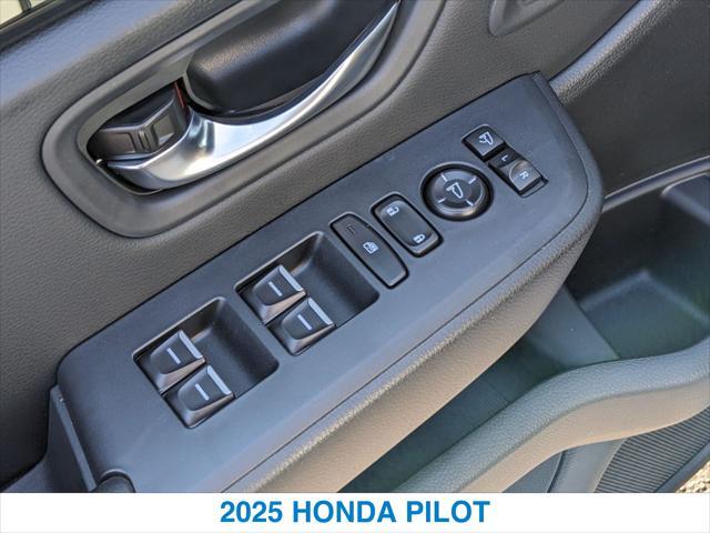 new 2025 Honda Pilot car, priced at $51,250