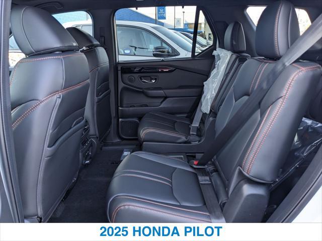 new 2025 Honda Pilot car, priced at $51,250