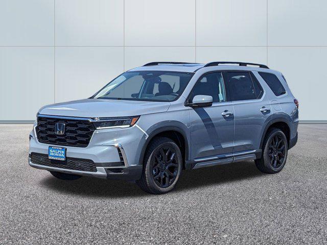 new 2025 Honda Pilot car, priced at $52,180