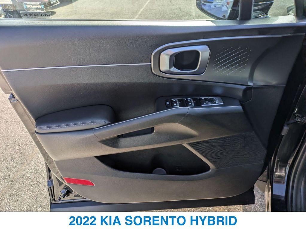 used 2022 Kia Sorento Hybrid car, priced at $26,108