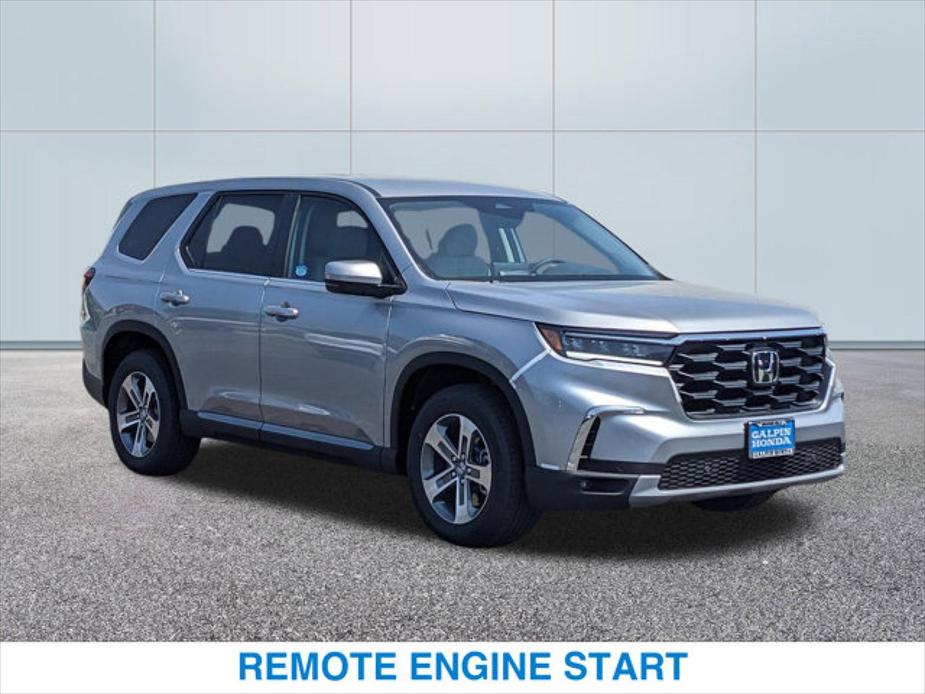 new 2025 Honda Pilot car, priced at $47,425