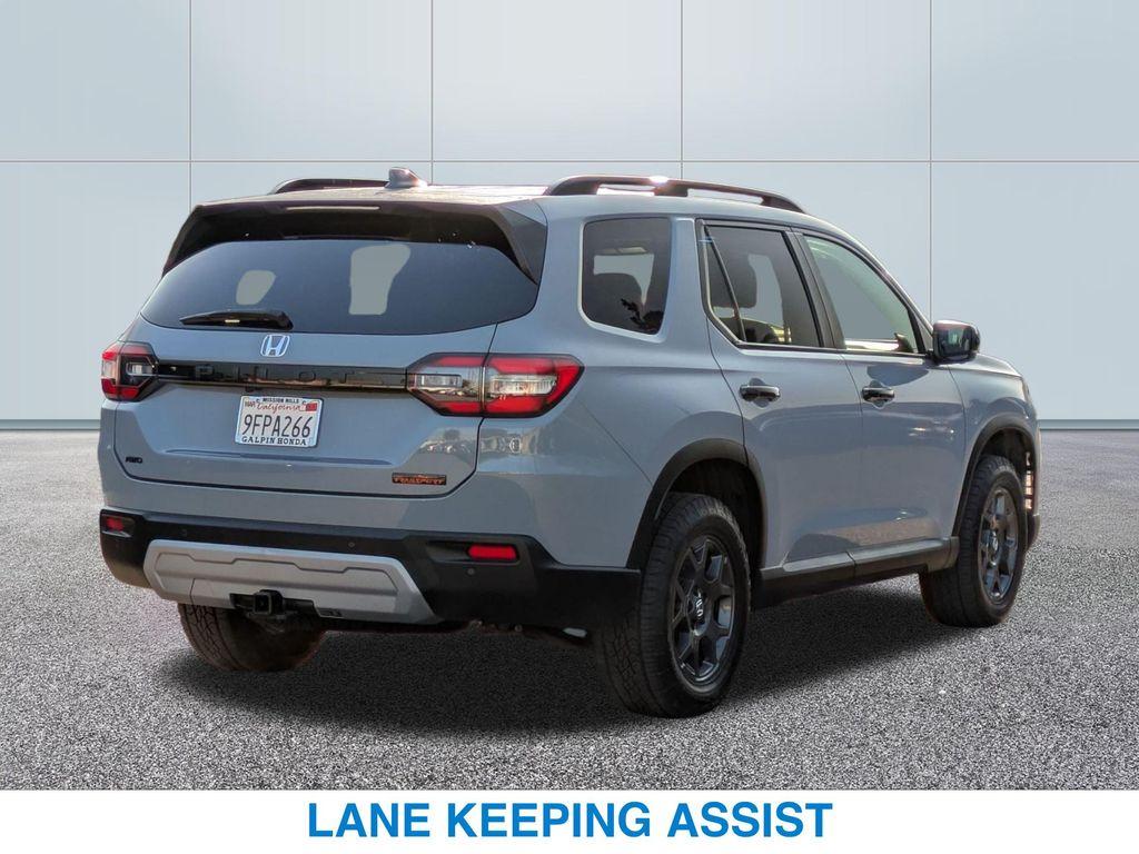 used 2023 Honda Pilot car, priced at $44,174