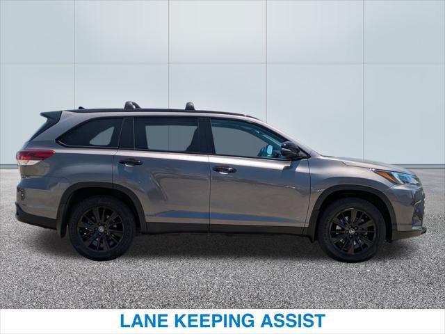 used 2019 Toyota Highlander car, priced at $27,747