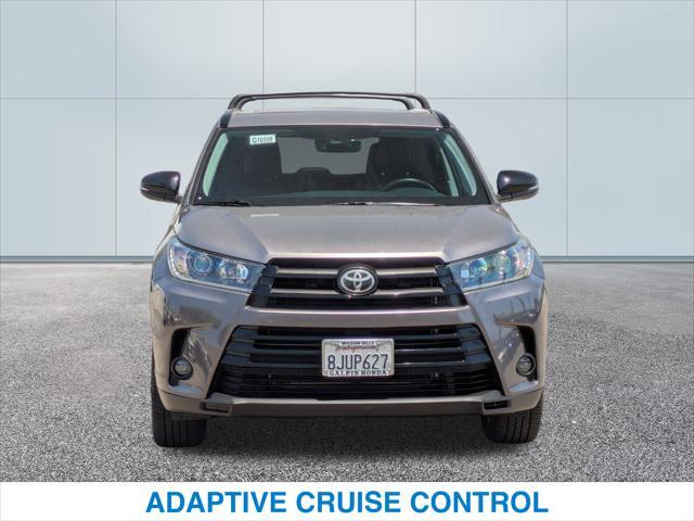 used 2019 Toyota Highlander car, priced at $27,747