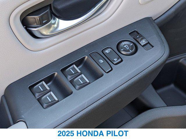 new 2025 Honda Pilot car, priced at $49,545