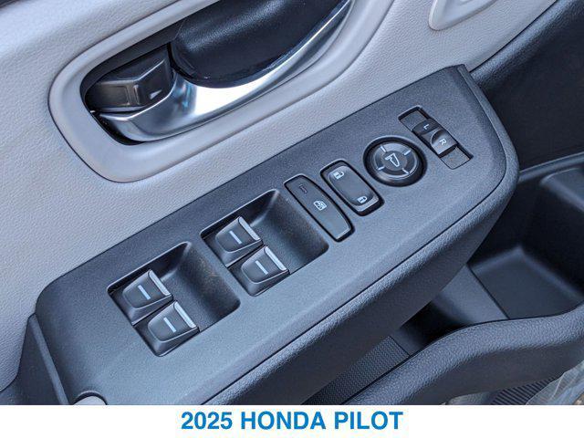 new 2025 Honda Pilot car, priced at $47,445