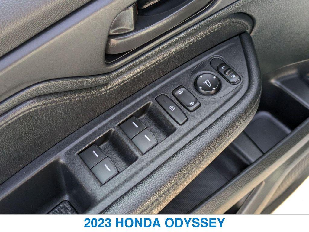 used 2023 Honda Odyssey car, priced at $35,423