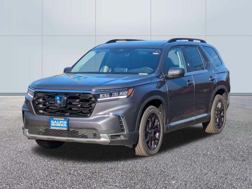 new 2025 Honda Pilot car, priced at $52,995