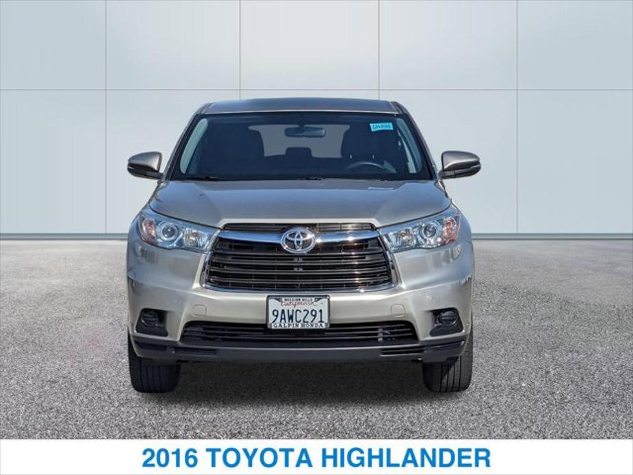 used 2016 Toyota Highlander car, priced at $22,857