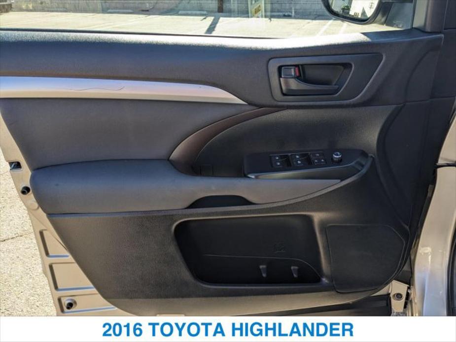 used 2016 Toyota Highlander car, priced at $22,857