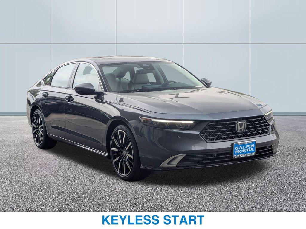 new 2025 Honda Accord Hybrid car, priced at $40,450