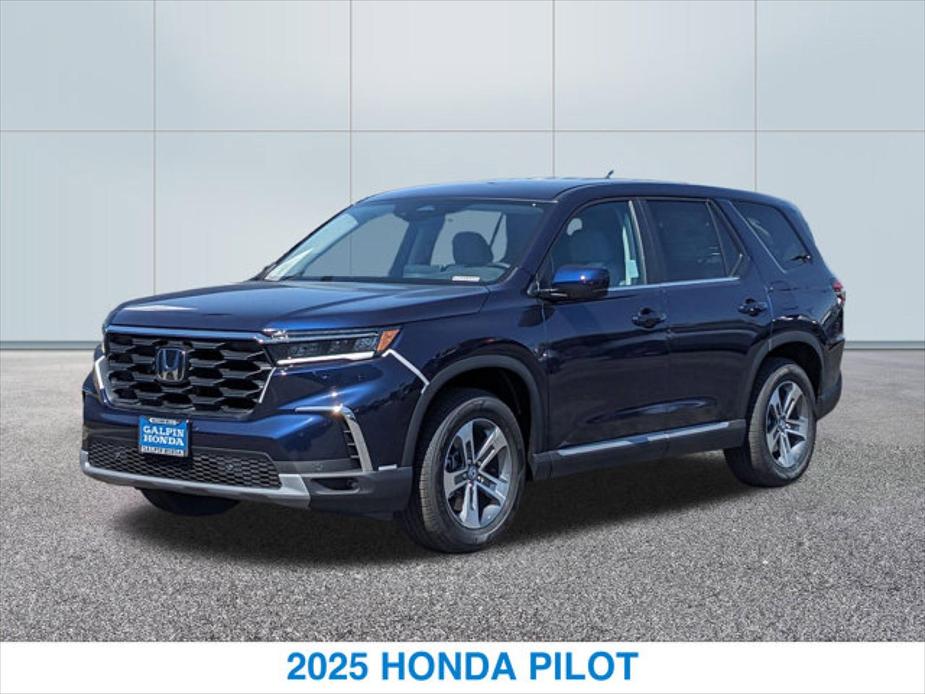 new 2025 Honda Pilot car, priced at $45,345