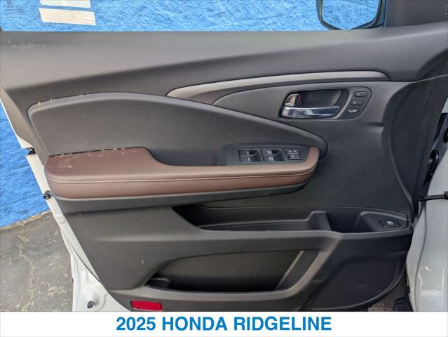 new 2025 Honda Ridgeline car, priced at $45,685