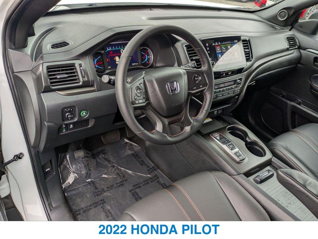 used 2022 Honda Pilot car, priced at $35,678