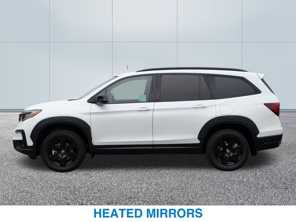 used 2022 Honda Pilot car, priced at $35,678