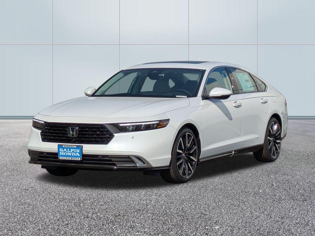 new 2025 Honda Accord Hybrid car, priced at $40,905