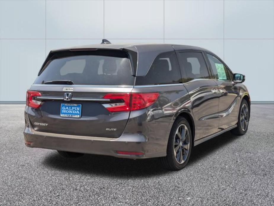 used 2024 Honda Odyssey car, priced at $53,432