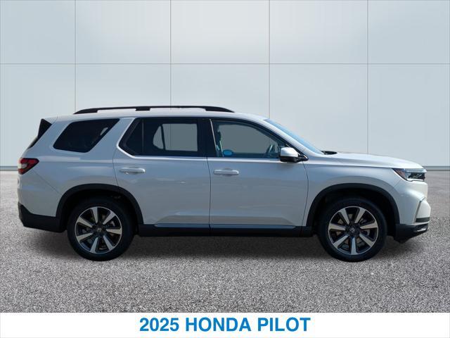 new 2025 Honda Pilot car, priced at $49,405