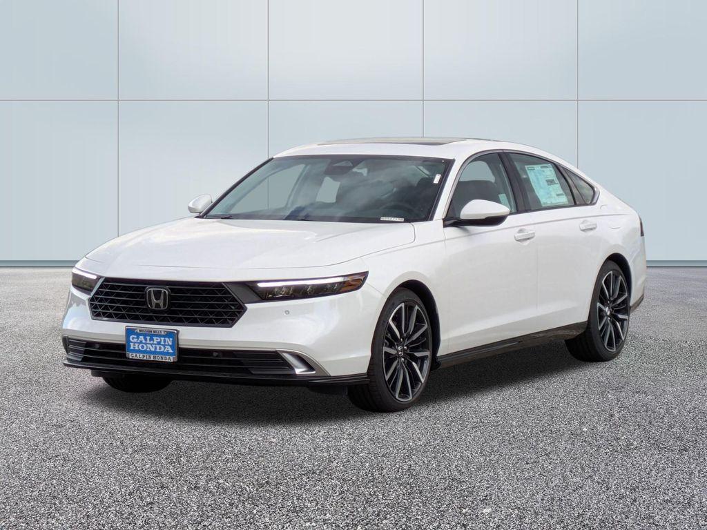 new 2025 Honda Accord Hybrid car, priced at $40,905