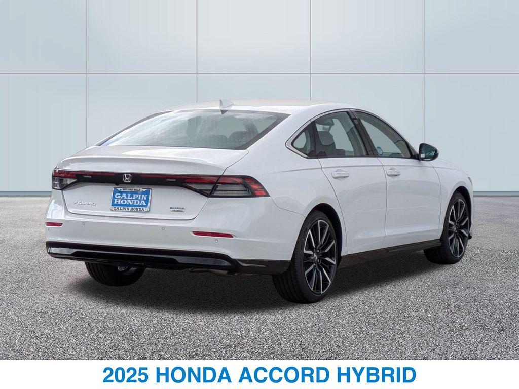 new 2025 Honda Accord Hybrid car, priced at $40,905