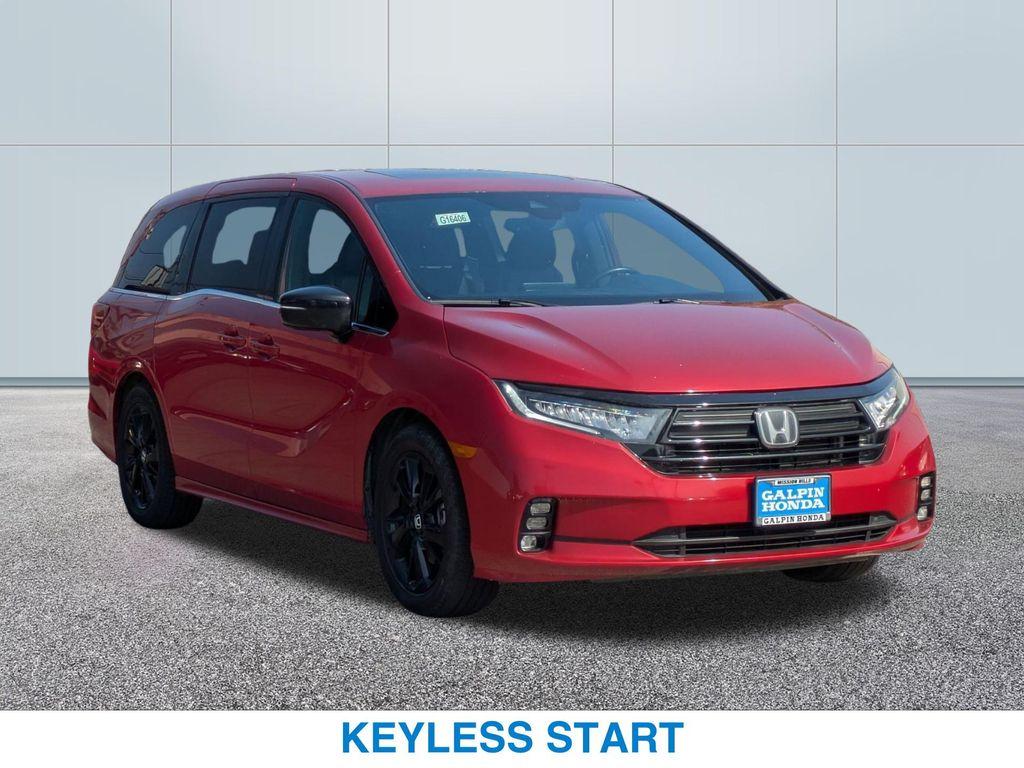 used 2023 Honda Odyssey car, priced at $33,091