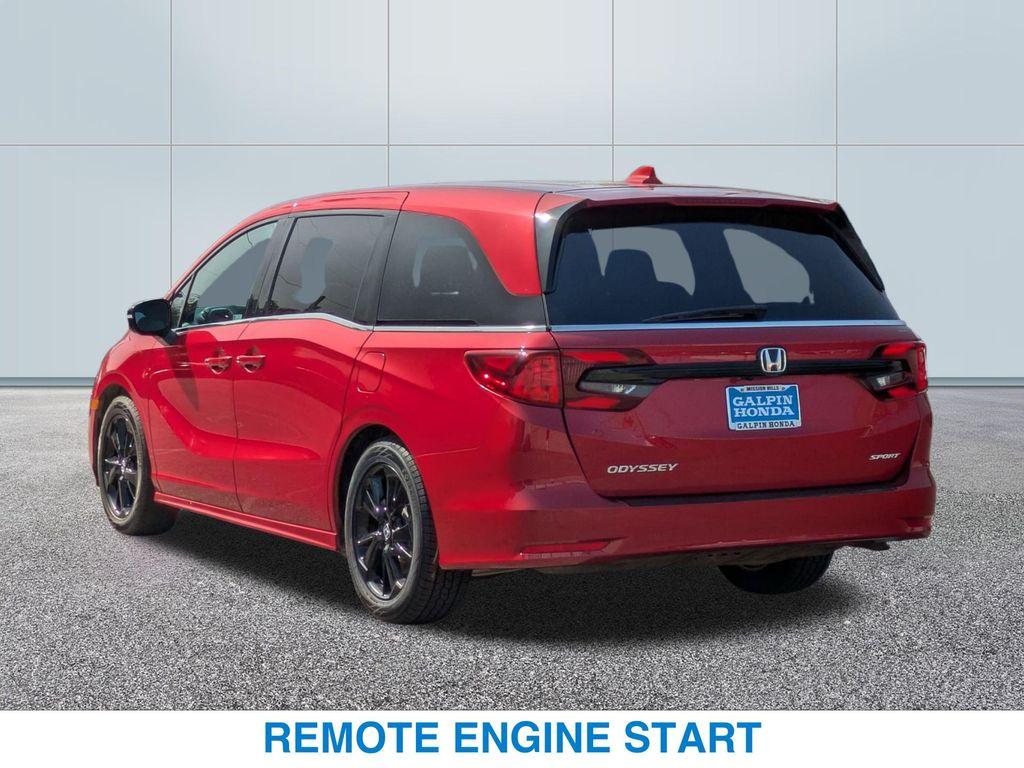 used 2023 Honda Odyssey car, priced at $33,091