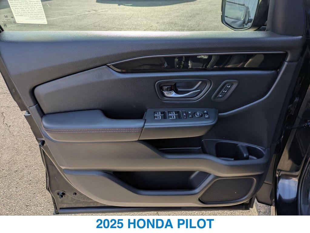 used 2025 Honda Pilot car, priced at $45,181
