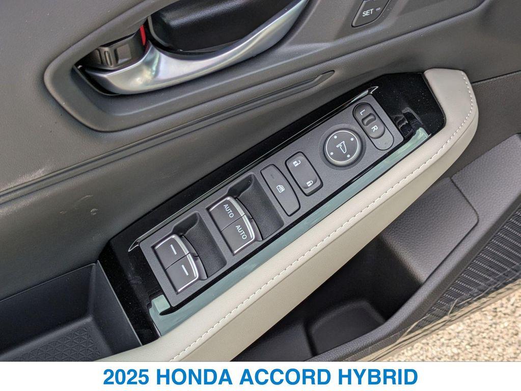new 2025 Honda Accord Hybrid car, priced at $40,450
