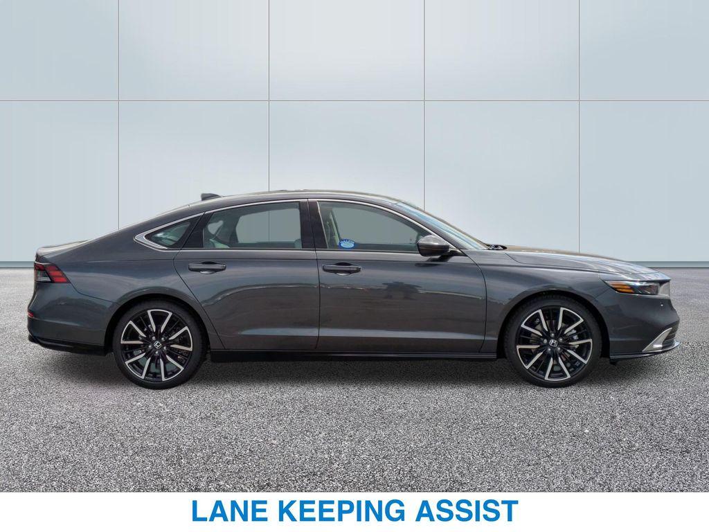 new 2025 Honda Accord Hybrid car, priced at $40,450