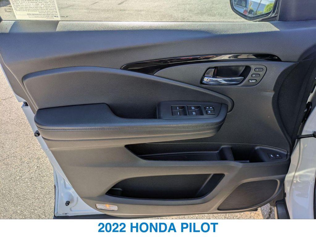 used 2022 Honda Pilot car, priced at $33,508