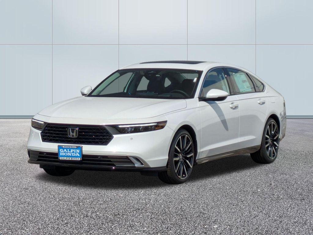 new 2025 Honda Accord Hybrid car, priced at $40,905