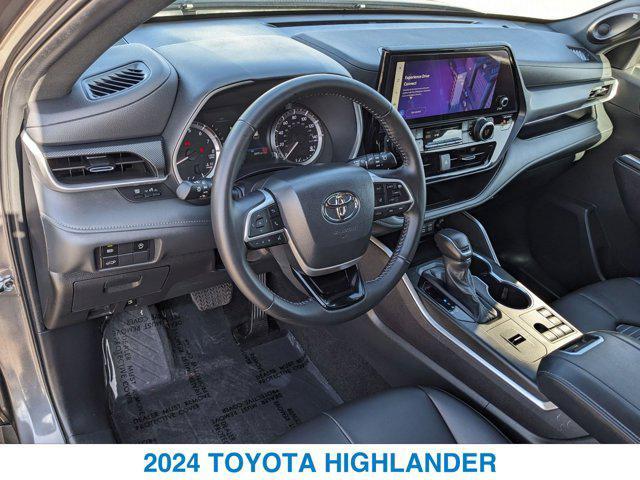 used 2024 Toyota Highlander car, priced at $43,304