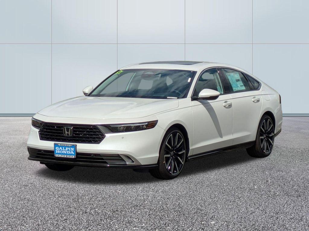 new 2025 Honda Accord Hybrid car, priced at $40,905