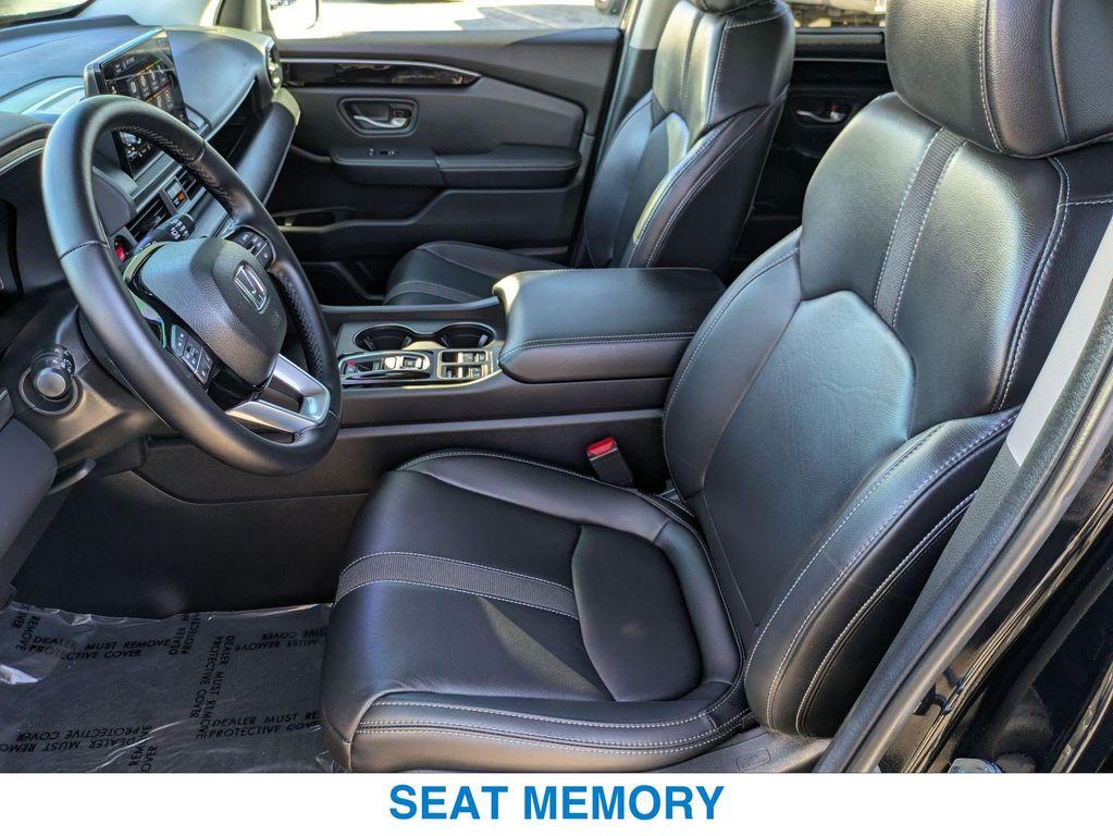 used 2025 Honda Pilot car, priced at $42,122