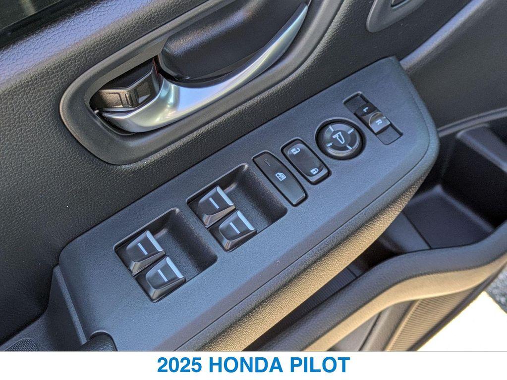 used 2025 Honda Pilot car, priced at $42,122