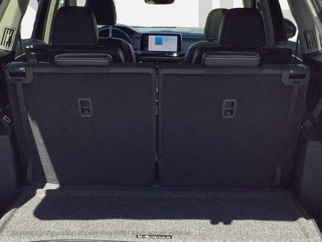 new 2025 Volkswagen Atlas car