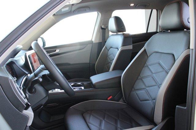 new 2025 Volkswagen Atlas car, priced at $49,965