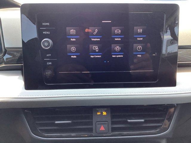 new 2025 Volkswagen Taos car