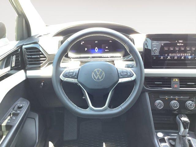 new 2025 Volkswagen Taos car