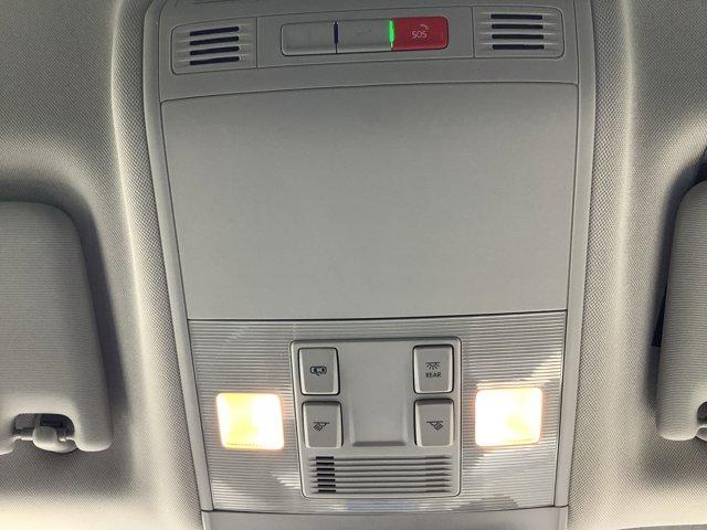 new 2025 Volkswagen Taos car