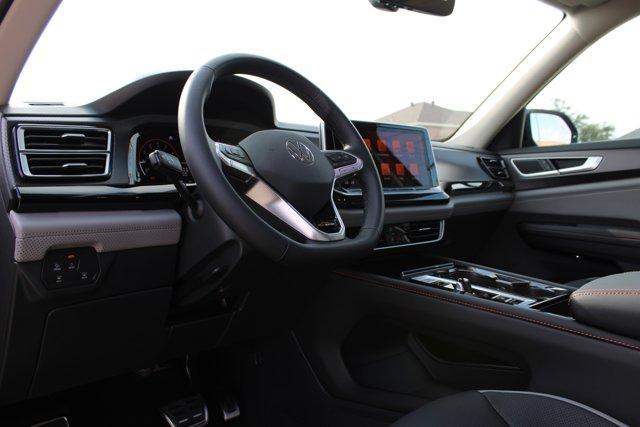 new 2025 Volkswagen Atlas car, priced at $47,471