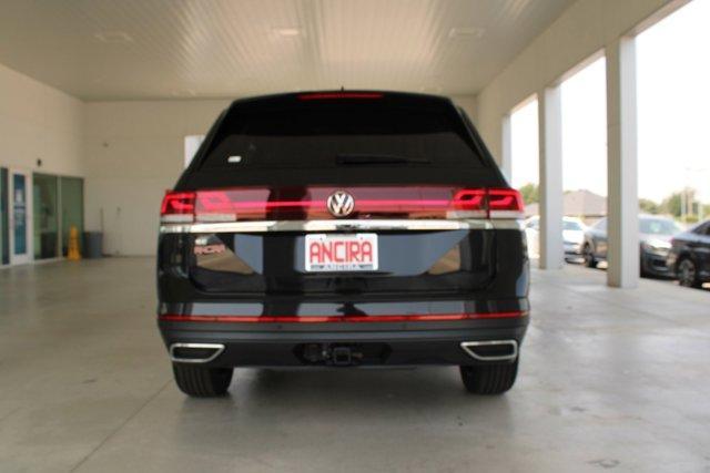 new 2024 Volkswagen Atlas car, priced at $43,471