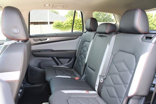 new 2025 Volkswagen Atlas car, priced at $46,991