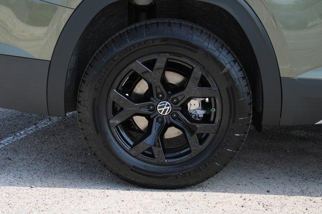 new 2025 Volkswagen Atlas car, priced at $46,991