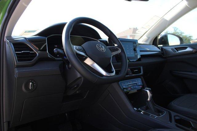 new 2025 Volkswagen Taos car, priced at $31,551